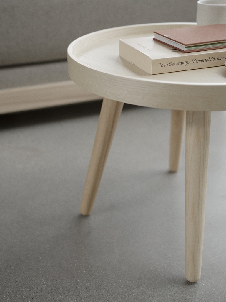 Softline Alma tafel large, blad 70 cm rond